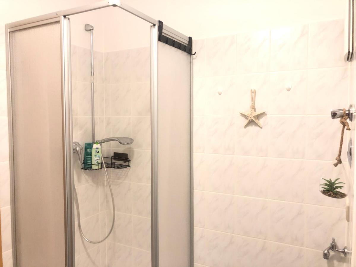 Cottbus-Apartments - Green Apartment I Privat I Wifi I Kueche I Balkon Exteriör bild