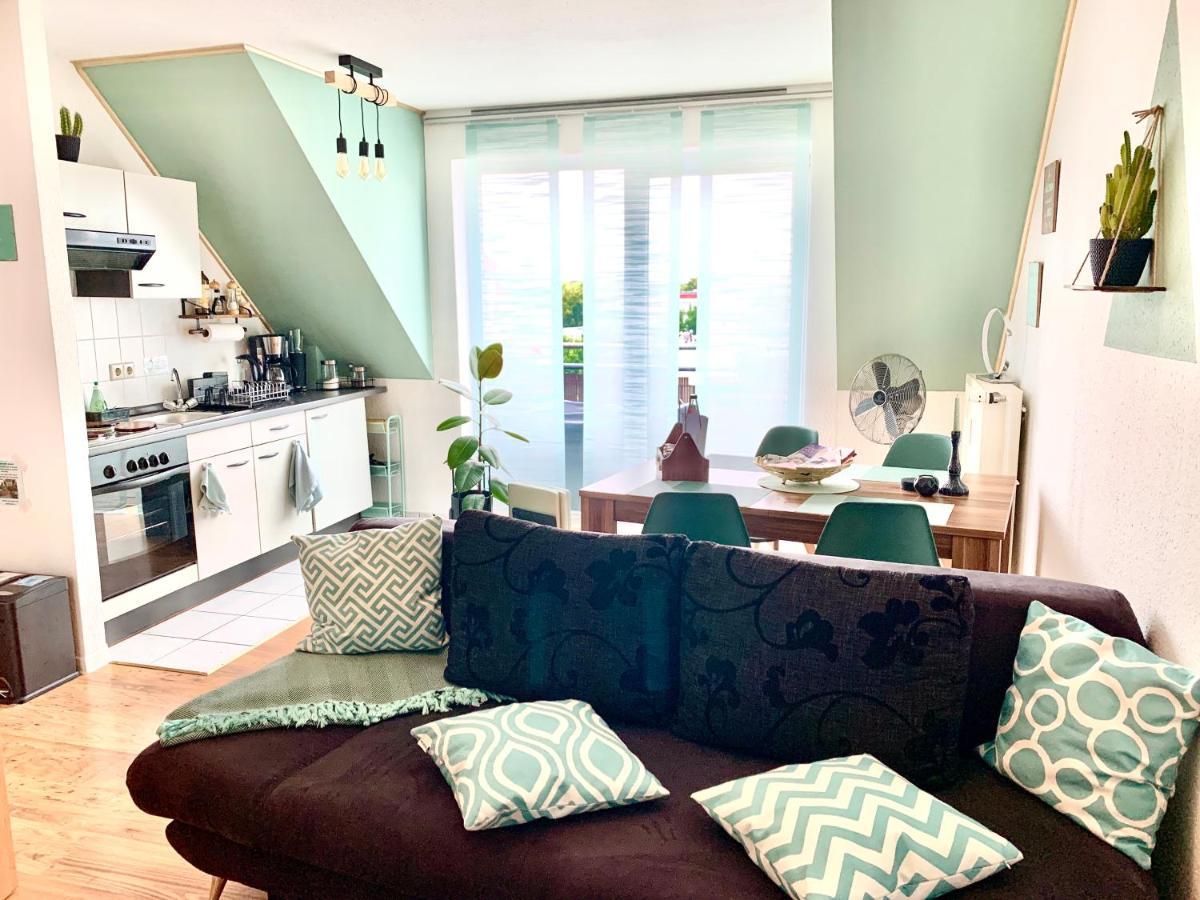 Cottbus-Apartments - Green Apartment I Privat I Wifi I Kueche I Balkon Exteriör bild