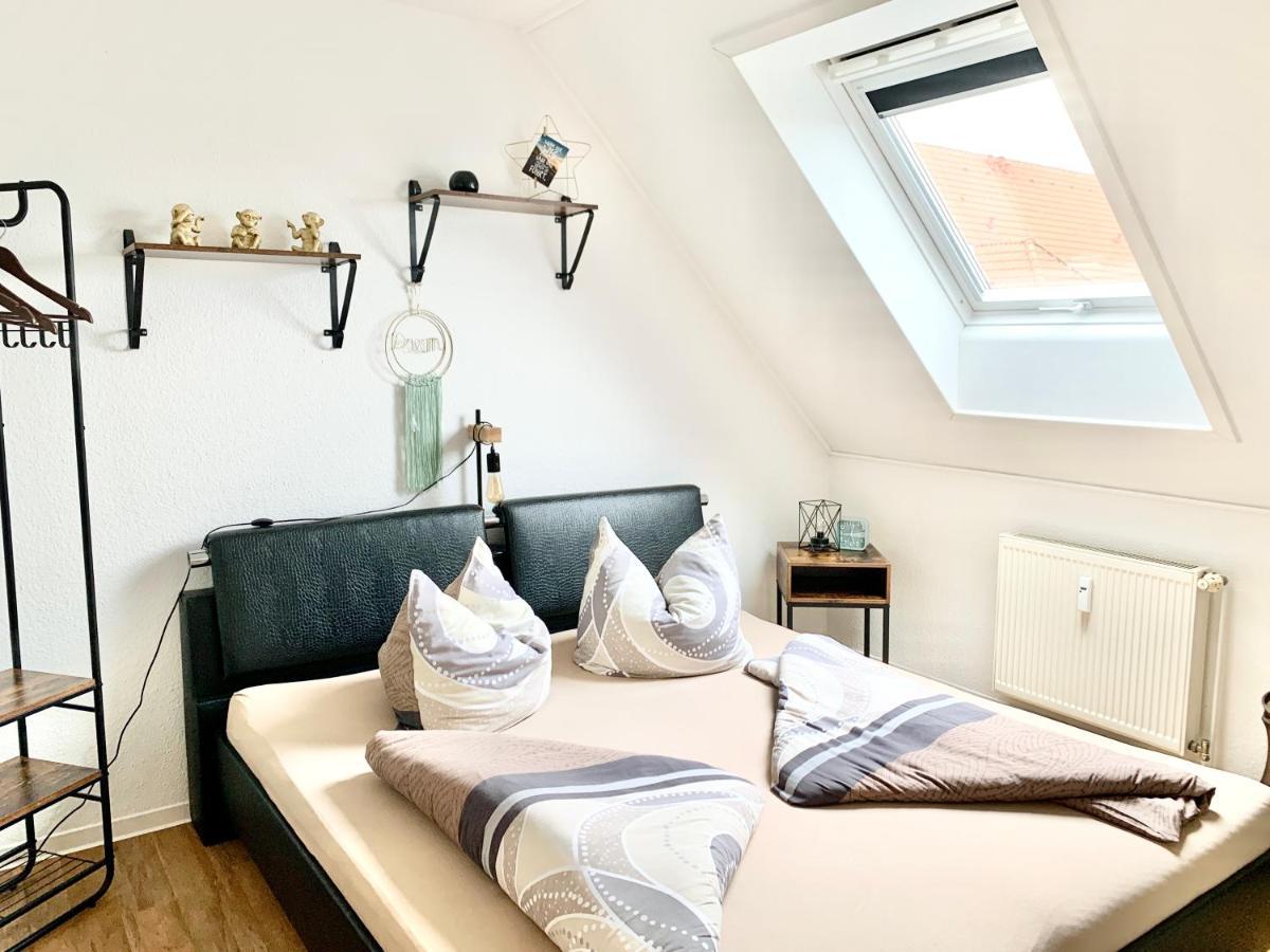 Cottbus-Apartments - Green Apartment I Privat I Wifi I Kueche I Balkon Exteriör bild